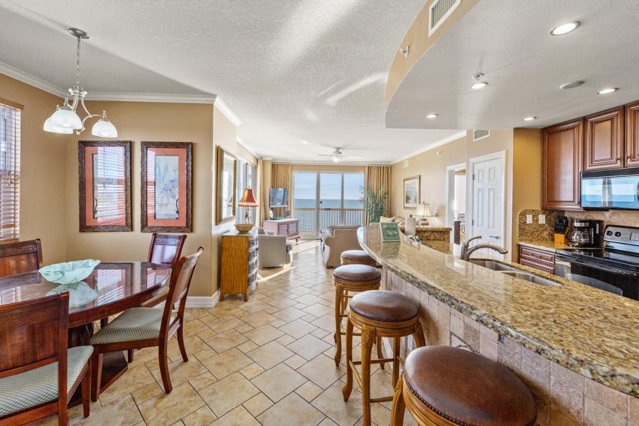 Gulf Front Master Bedroom! 2 Pools & Hot Tubs! Sleeps 8! Panama City Beach Exteriör bild